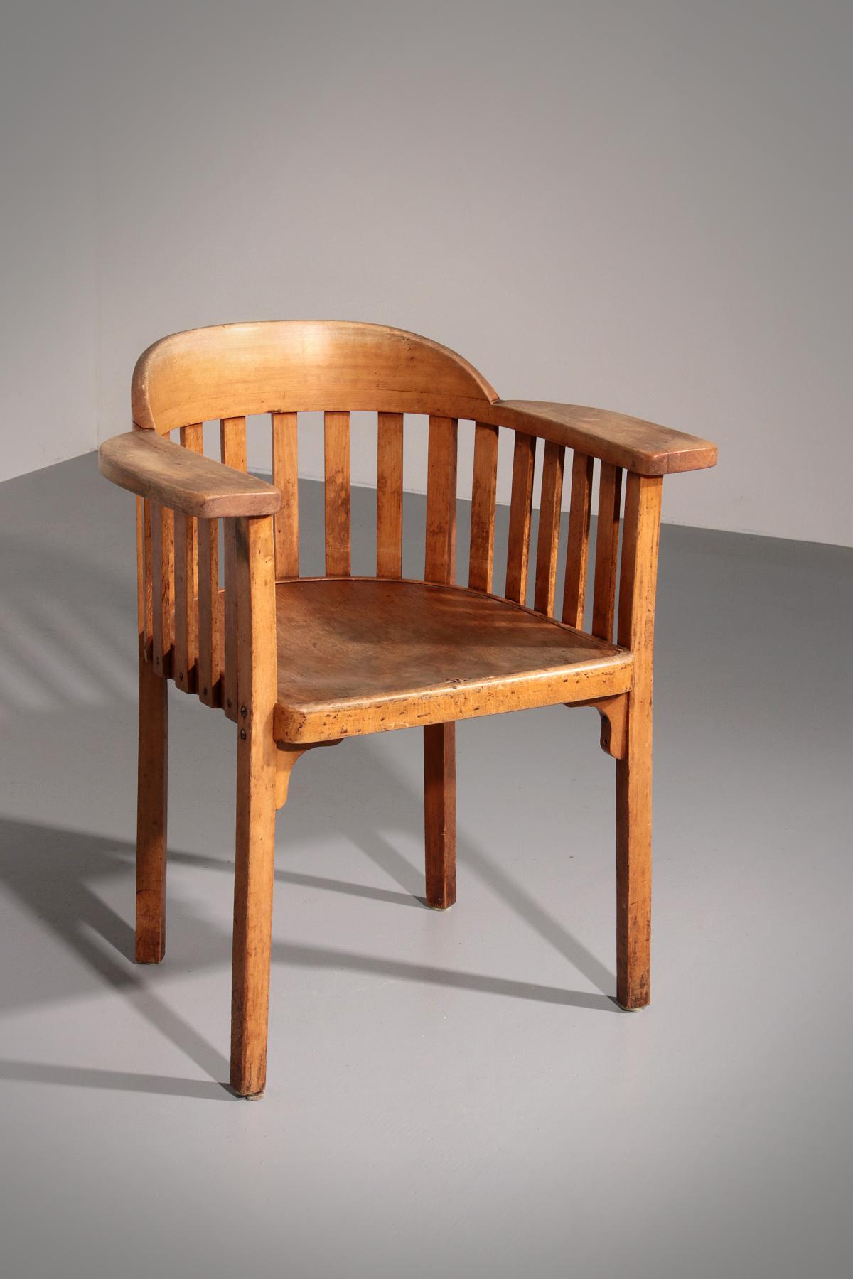 Very rare Elephant Desk Chair by Josef Hoffmann for J&J Kohn - Wood - 1920s