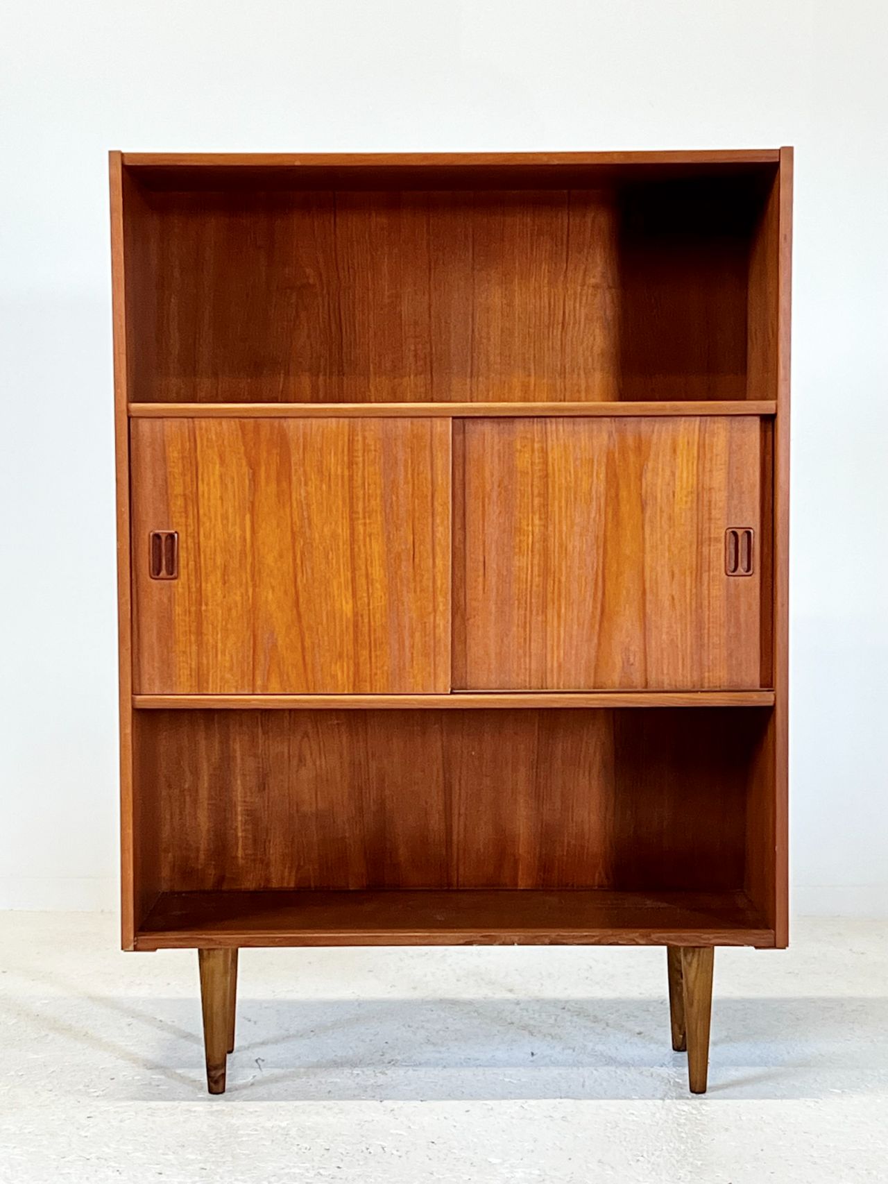 Petit buffet en teck - Bois - Années 60